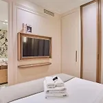 Air-conditioned Opera-louvre-2 Bedrooms Apartament