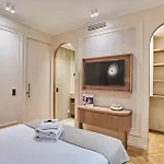 Air-conditioned Opera-louvre-2 Bedrooms Apartament