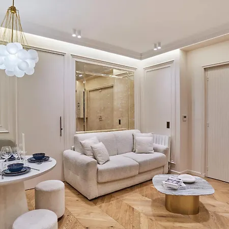 Air-conditioned Opera-louvre-2 Bedrooms Daire Paris